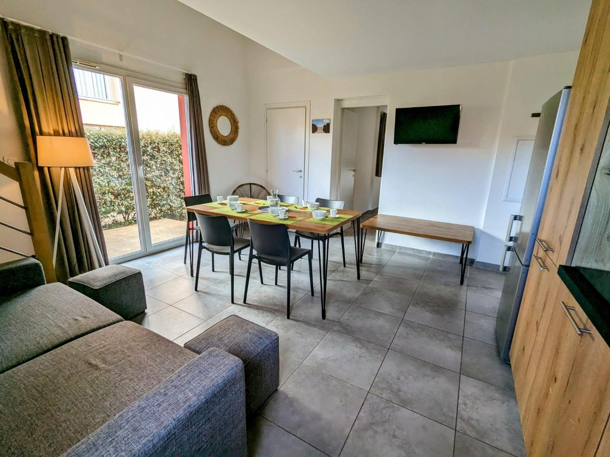 Residence Hoteliere Les Hameaux De Saint Cyprien Appartement 2 Chambres ลิชชี ภายนอก รูปภาพ