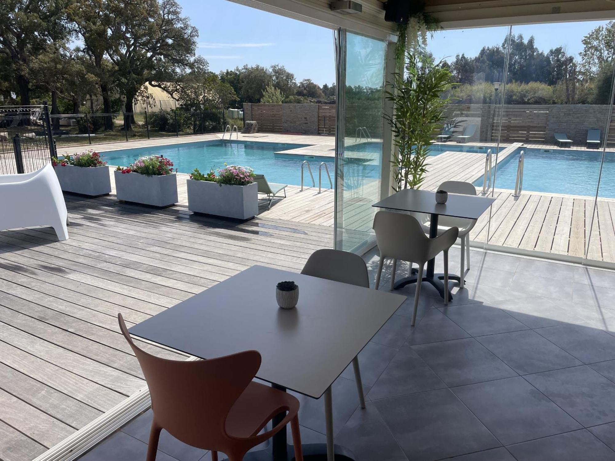 Residence Hoteliere Les Hameaux De Saint Cyprien Appartement 2 Chambres ลิชชี ภายนอก รูปภาพ
