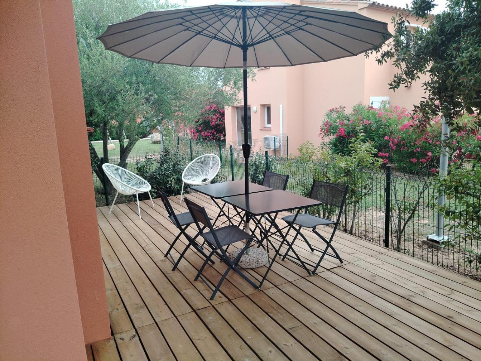 Residence Hoteliere Les Hameaux De Saint Cyprien Appartement 2 Chambres ลิชชี ภายนอก รูปภาพ