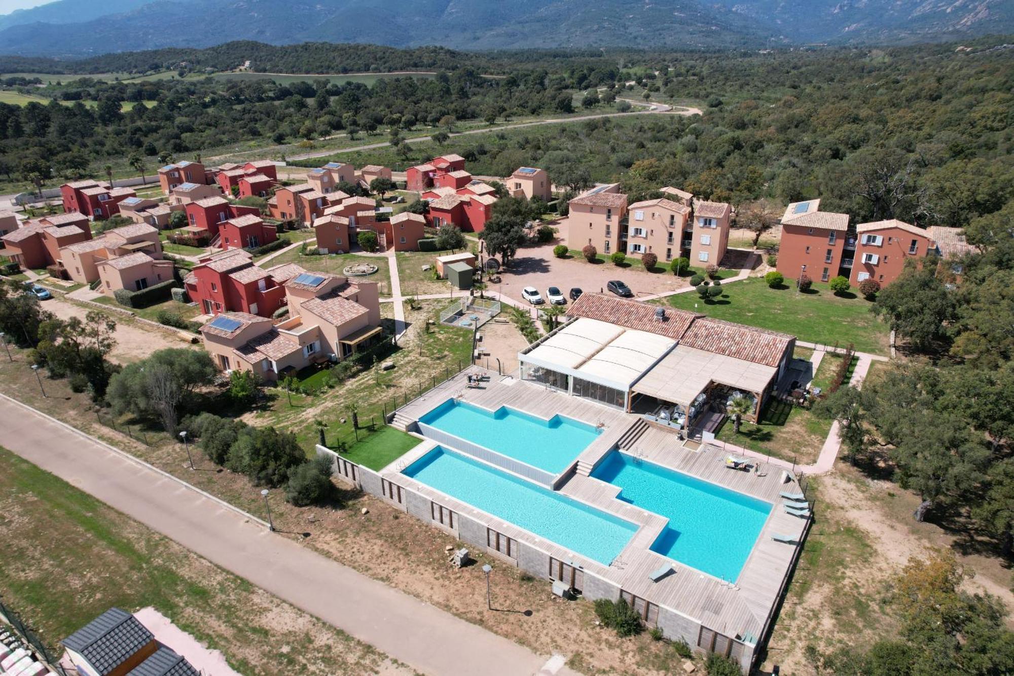 Residence Hoteliere Les Hameaux De Saint Cyprien Appartement 2 Chambres ลิชชี ภายนอก รูปภาพ
