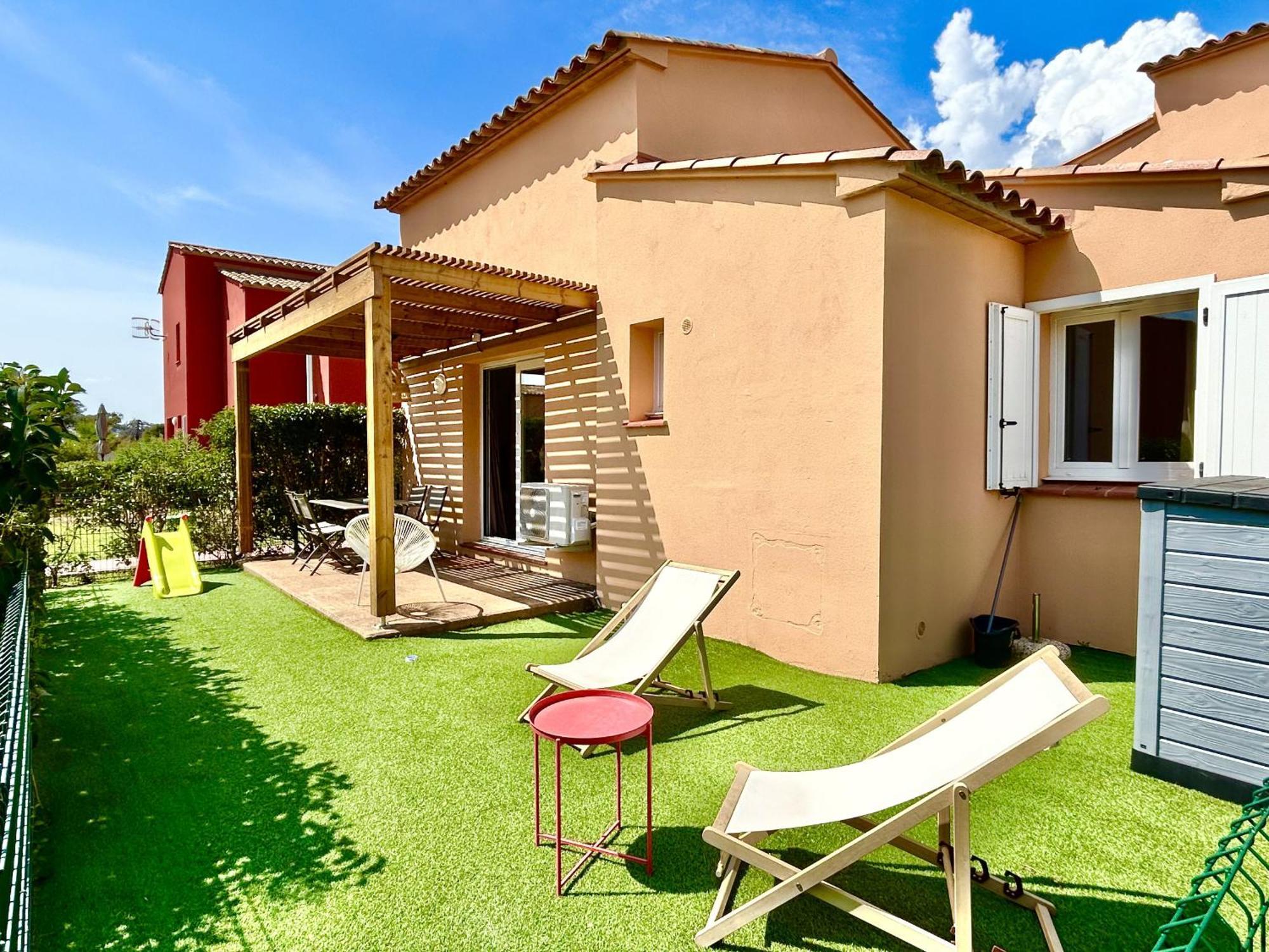 Residence Hoteliere Les Hameaux De Saint Cyprien Appartement 2 Chambres ลิชชี ภายนอก รูปภาพ