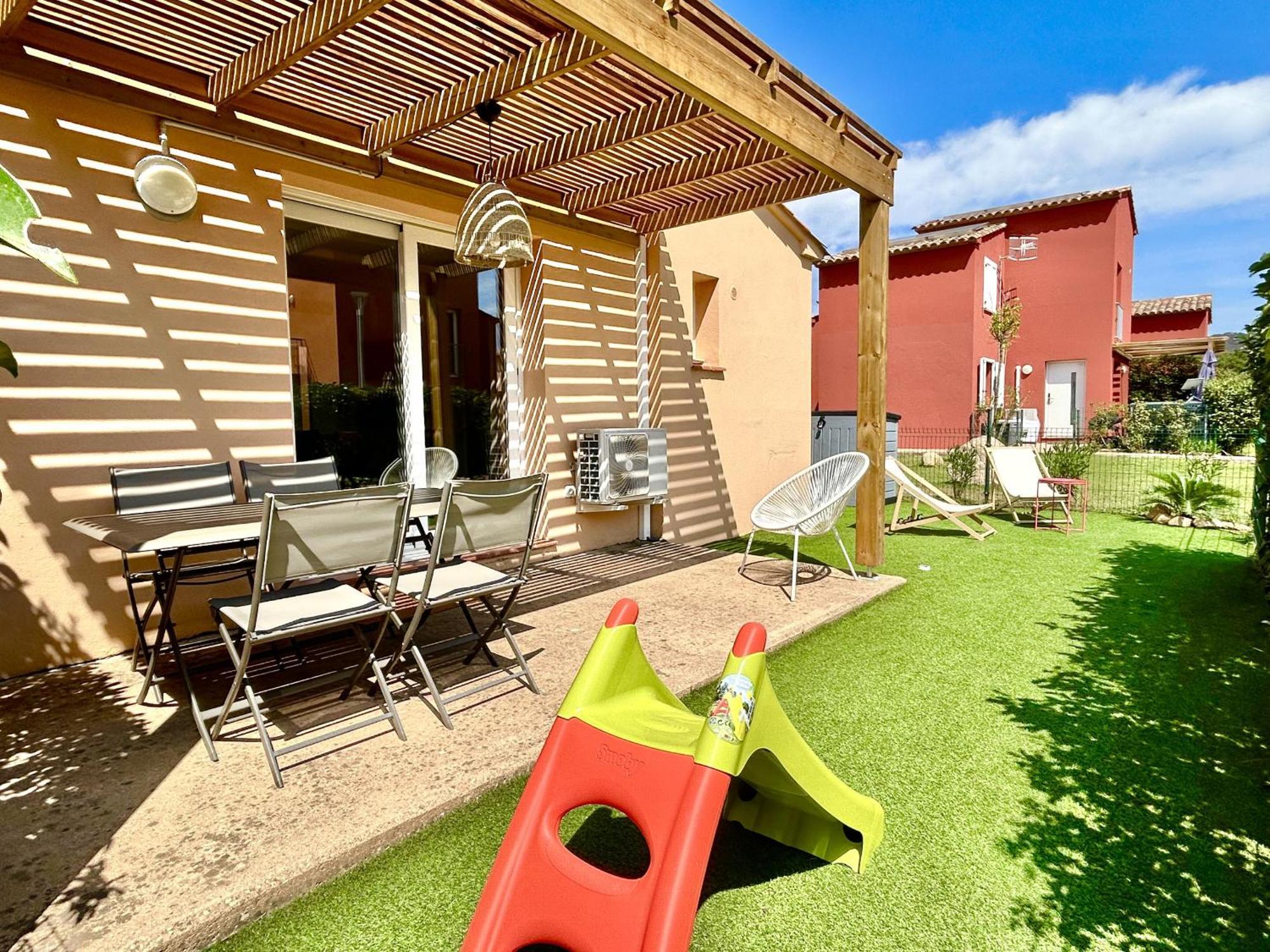 Residence Hoteliere Les Hameaux De Saint Cyprien Appartement 2 Chambres ลิชชี ภายนอก รูปภาพ