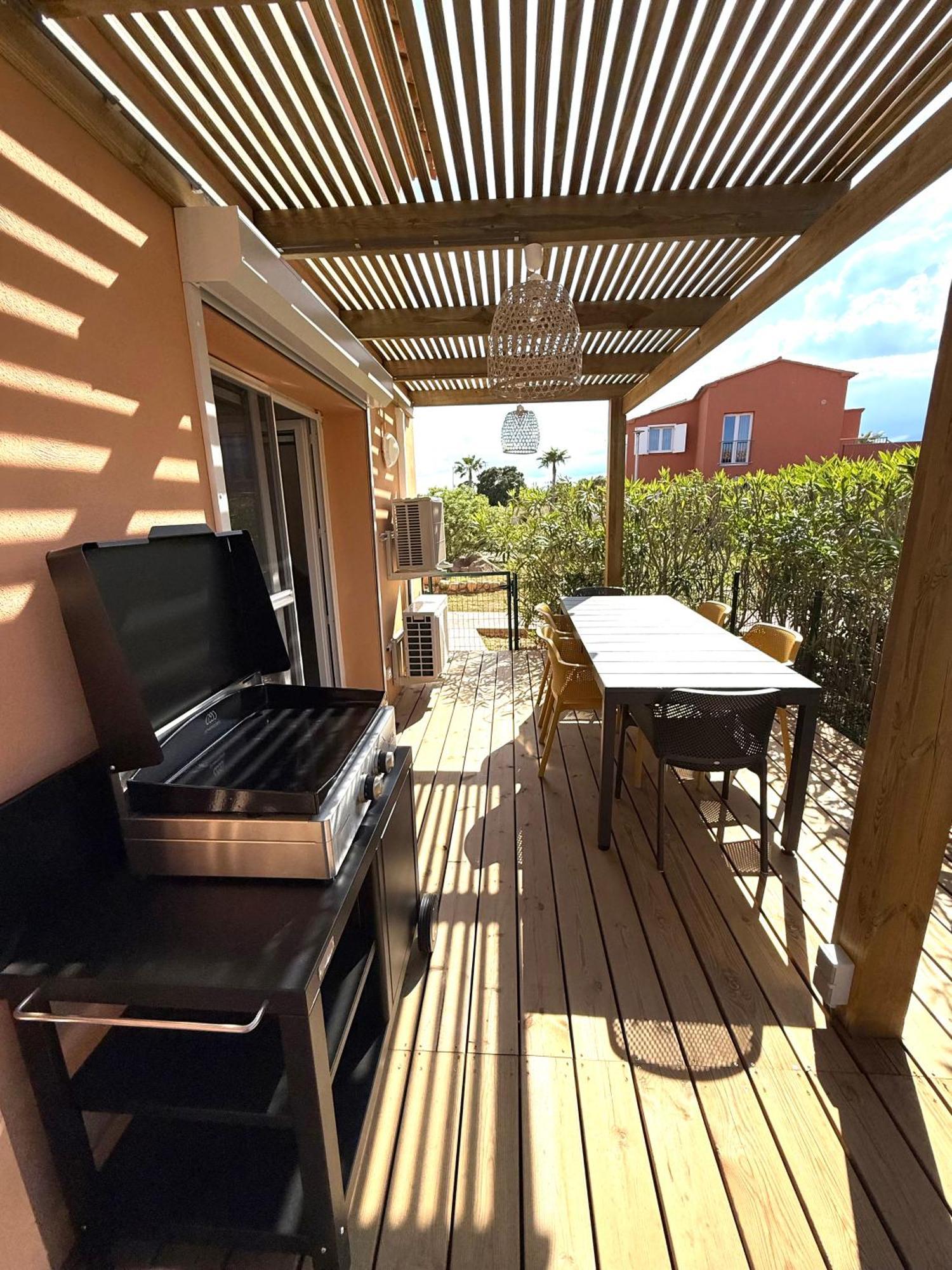 Residence Hoteliere Les Hameaux De Saint Cyprien Appartement 2 Chambres ลิชชี ภายนอก รูปภาพ